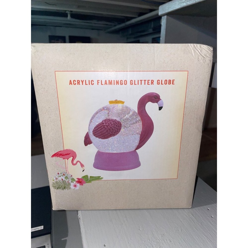 Acrylic Flamingo Glitter Globe